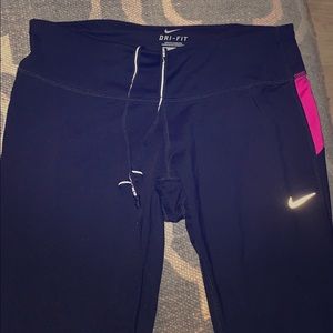 Pre- loved Nike Capri dry fit workout pants